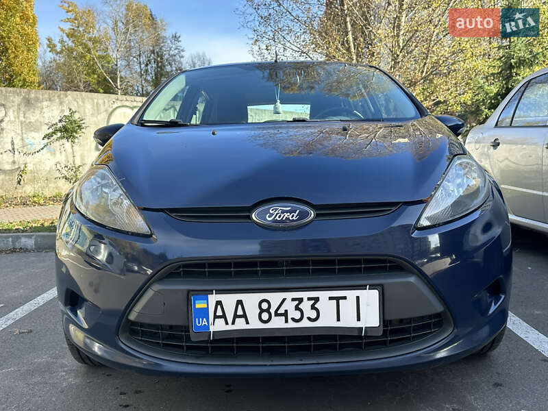 Хэтчбек Ford Fiesta 2011 в Киеве фото 4 Хэтчбек Ford Fiesta 2011 в Киеве