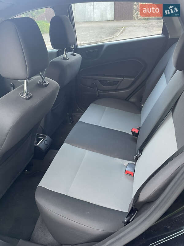 Хетчбек Ford Fiesta 2017 в Києві фото 6 Хетчбек Ford Fiesta 2017 в Києві