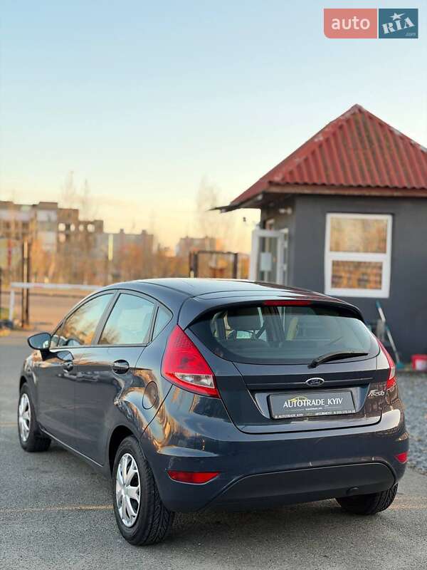 Хетчбек Ford Fiesta 2011 в Києві фото 7 Хетчбек Ford Fiesta 2011 в Києві