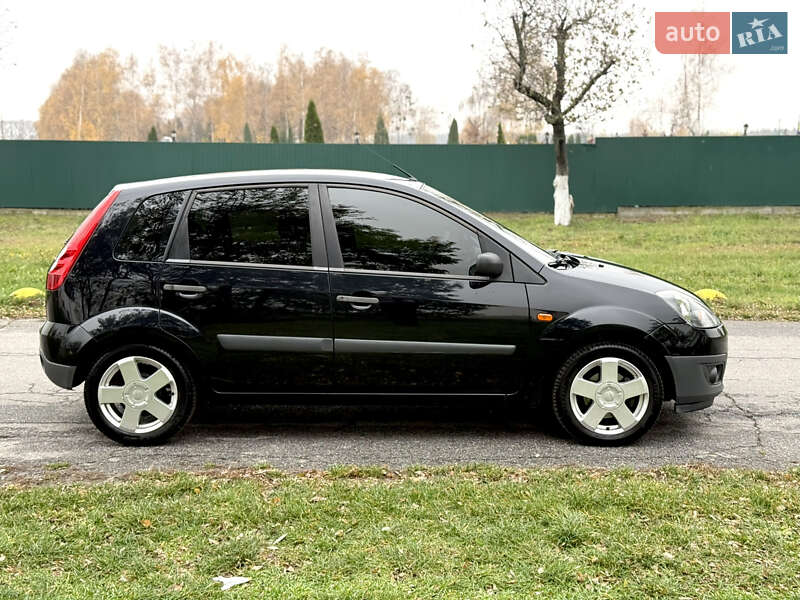 Хэтчбек Ford Fiesta 2008 в Киеве фото 6 Хэтчбек Ford Fiesta 2008 в Киеве