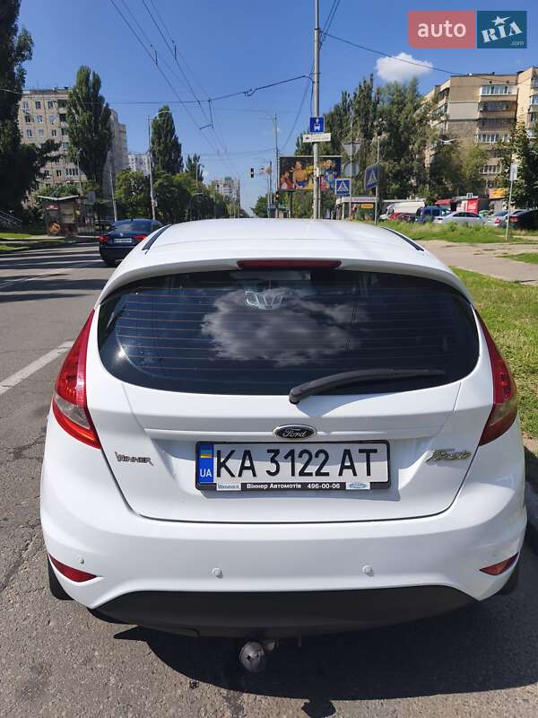 Хэтчбек Ford Fiesta 2012 в Киеве фото 7 Хэтчбек Ford Fiesta 2012 в Киеве