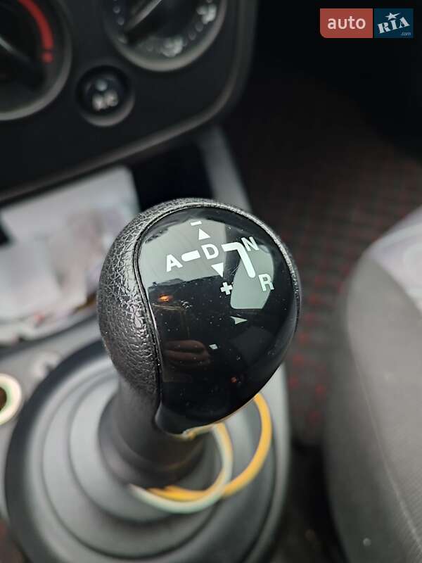 Хэтчбек Ford Fiesta 2008 в Киеве