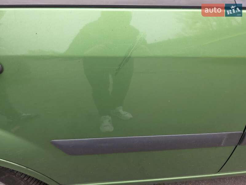 Хетчбек Ford Fiesta 2008 в Києві фото 2 Хетчбек Ford Fiesta 2008 в Києві