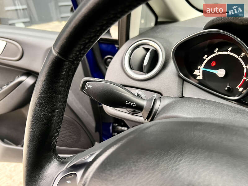 Хэтчбек Ford Fiesta 2016 в Киеве фото 20 Хэтчбек Ford Fiesta 2016 в Киеве