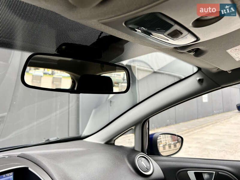 Хэтчбек Ford Fiesta 2016 в Киеве фото 27 Хэтчбек Ford Fiesta 2016 в Киеве