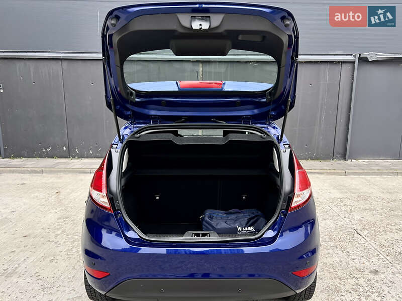 Хэтчбек Ford Fiesta 2016 в Киеве фото 41 Хэтчбек Ford Fiesta 2016 в Киеве