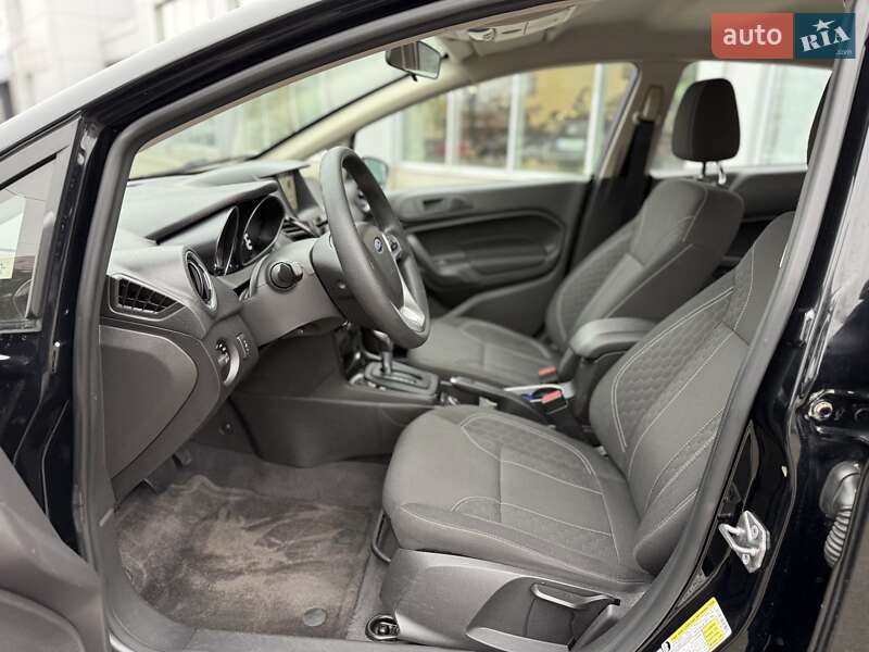 Хэтчбек Ford Fiesta 2018 в Киеве