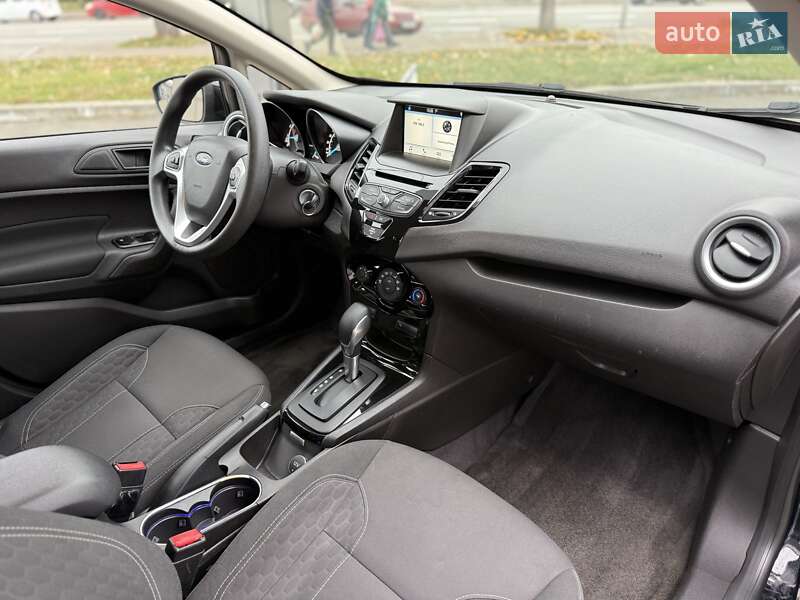 Хэтчбек Ford Fiesta 2018 в Киеве