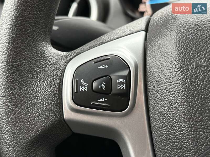 Хэтчбек Ford Fiesta 2018 в Киеве