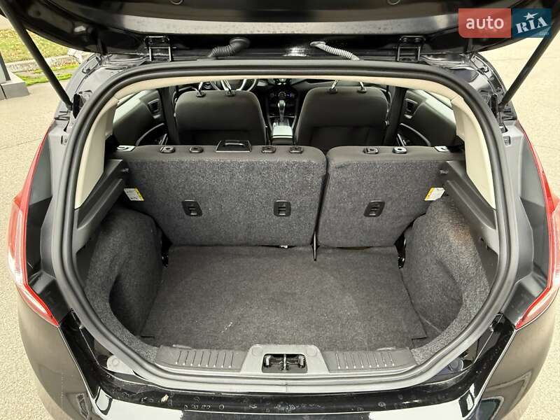 Хэтчбек Ford Fiesta 2018 в Киеве