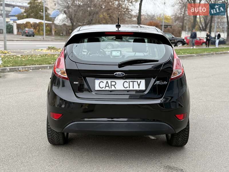 Хэтчбек Ford Fiesta 2018 в Киеве