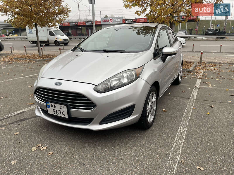 Седан Ford Fiesta 2015 в Києві фото 2 Седан Ford Fiesta 2015 в Києві