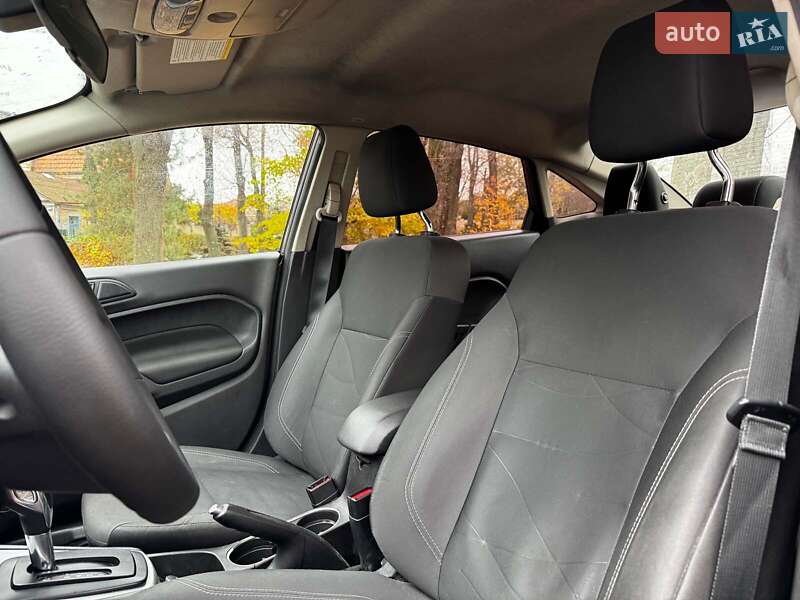 Седан Ford Fiesta 2017 в Києві