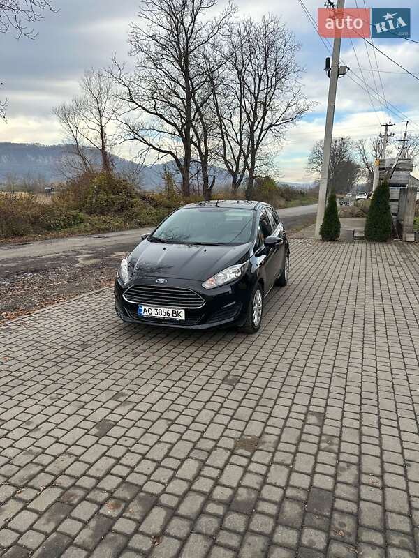 Хетчбек Ford Fiesta 2013 в Хусті фото 12 Хетчбек Ford Fiesta 2013 в Хусті