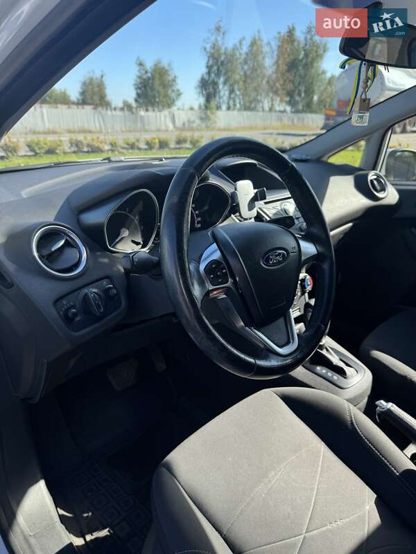 Хэтчбек Ford Fiesta 2017 в Буче