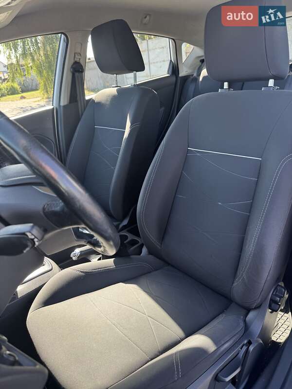 Хэтчбек Ford Fiesta 2017 в Буче