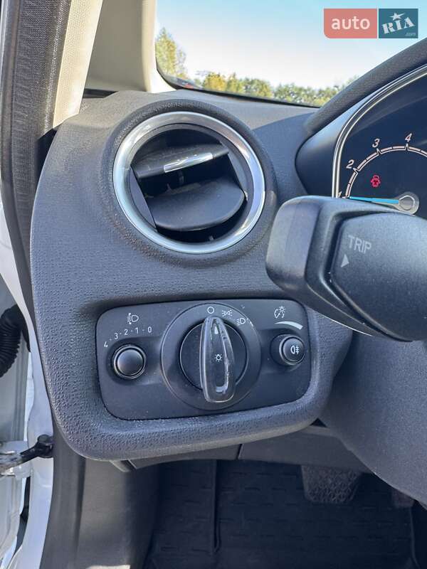 Хэтчбек Ford Fiesta 2017 в Буче