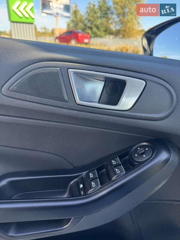 Хэтчбек Ford Fiesta 2017 в Буче