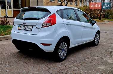 Хэтчбек Ford Fiesta 2015 в Броварах