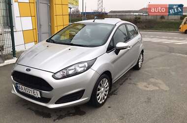 Седан Ford Fiesta 2016 в Киеве