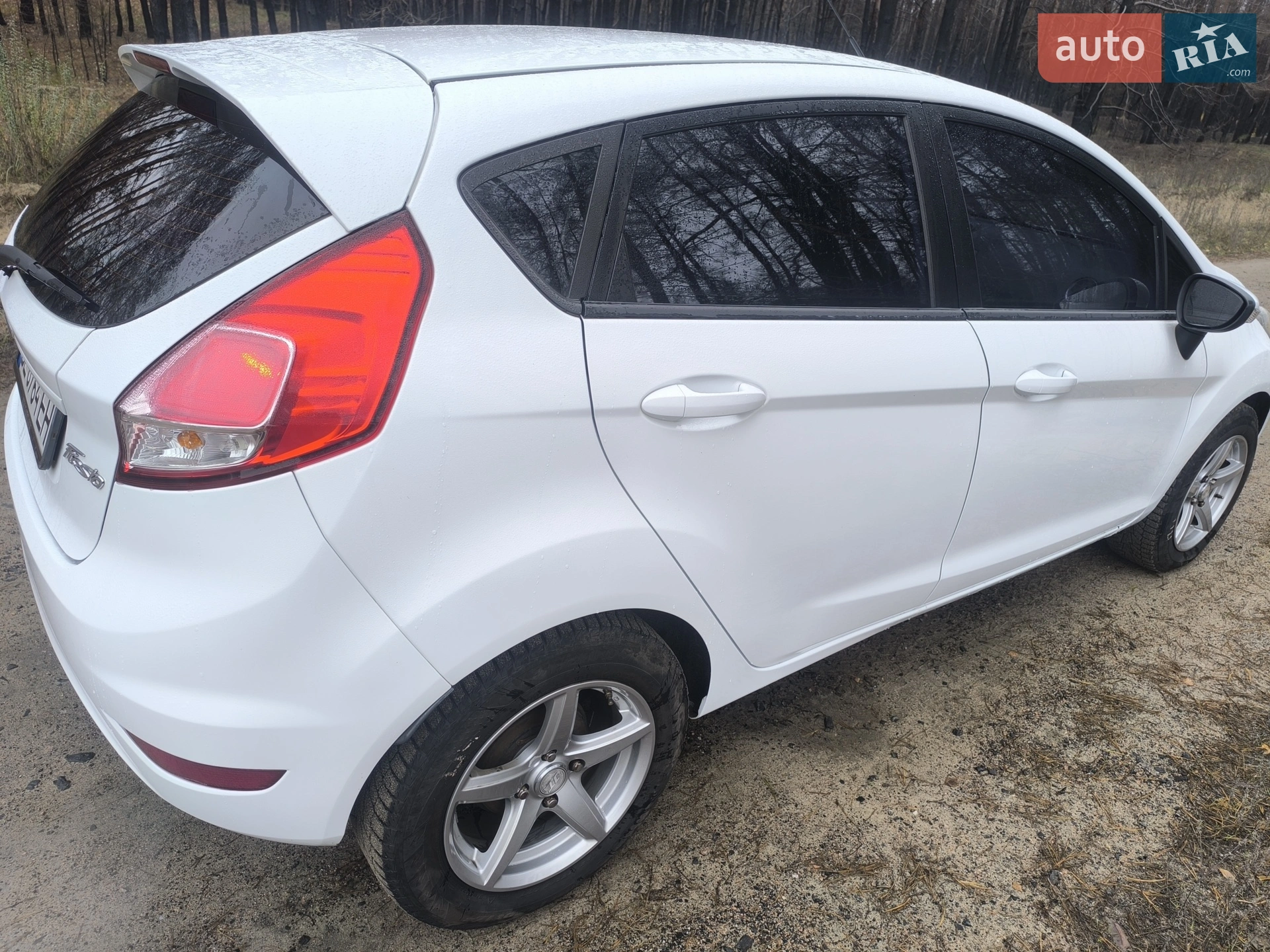 2013 Ford Fiesta - мініатюра 31