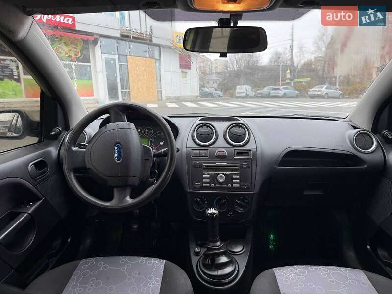 Хетчбек Ford Fiesta 2007 в Вишгороді
