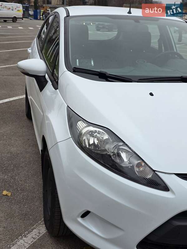 Хэтчбек Ford Fiesta 2012 в Житомире фото 10 Хэтчбек Ford Fiesta 2012 в Житомире