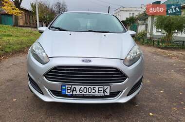 Седан Ford Fiesta 2015 в Кропивницком