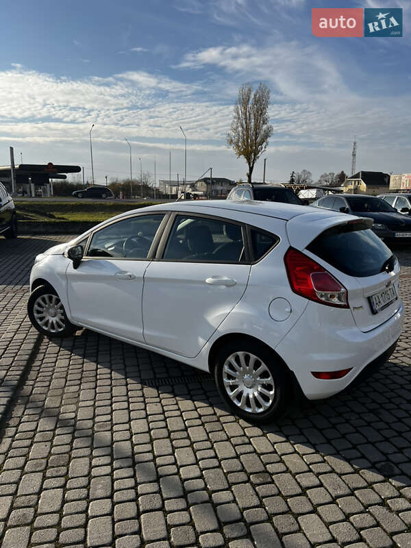 Хетчбек Ford Fiesta 2017 в Ужгороді фото 16 Хетчбек Ford Fiesta 2017 в Ужгороді
