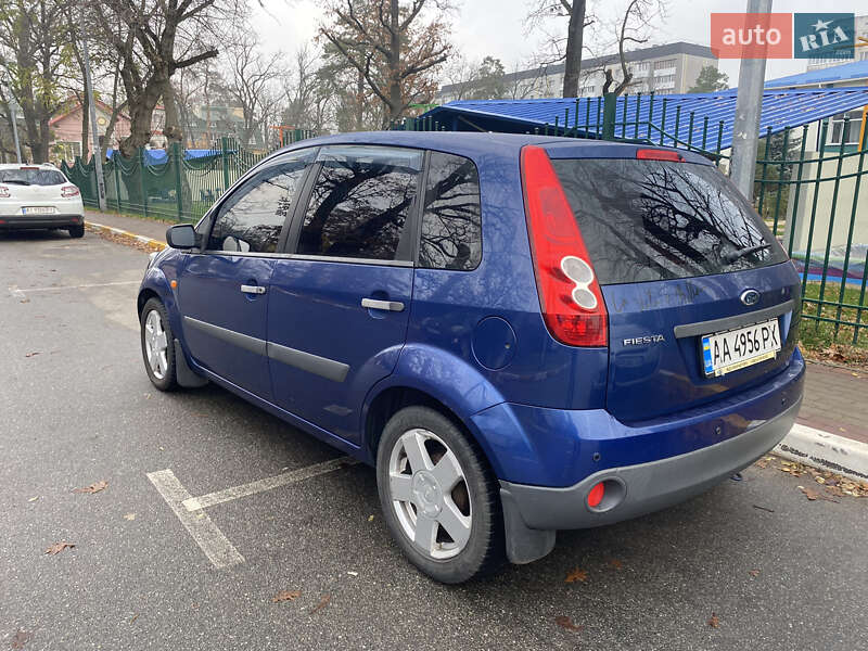 Хетчбек Ford Fiesta 2008 в Ірпені фото 4 Хетчбек Ford Fiesta 2008 в Ірпені