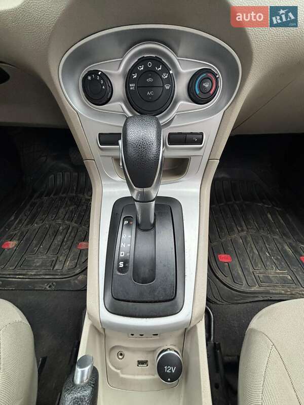 Хэтчбек Ford Fiesta 2017 в Сумах фото 6 Хэтчбек Ford Fiesta 2017 в Сумах