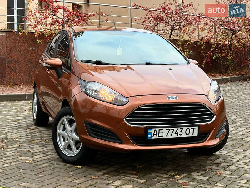 Хэтчбек Ford Fiesta 2013 в Харькове фото 3 Хэтчбек Ford Fiesta 2013 в Харькове