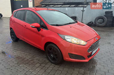 Хэтчбек Ford Fiesta 2016 в Снятине