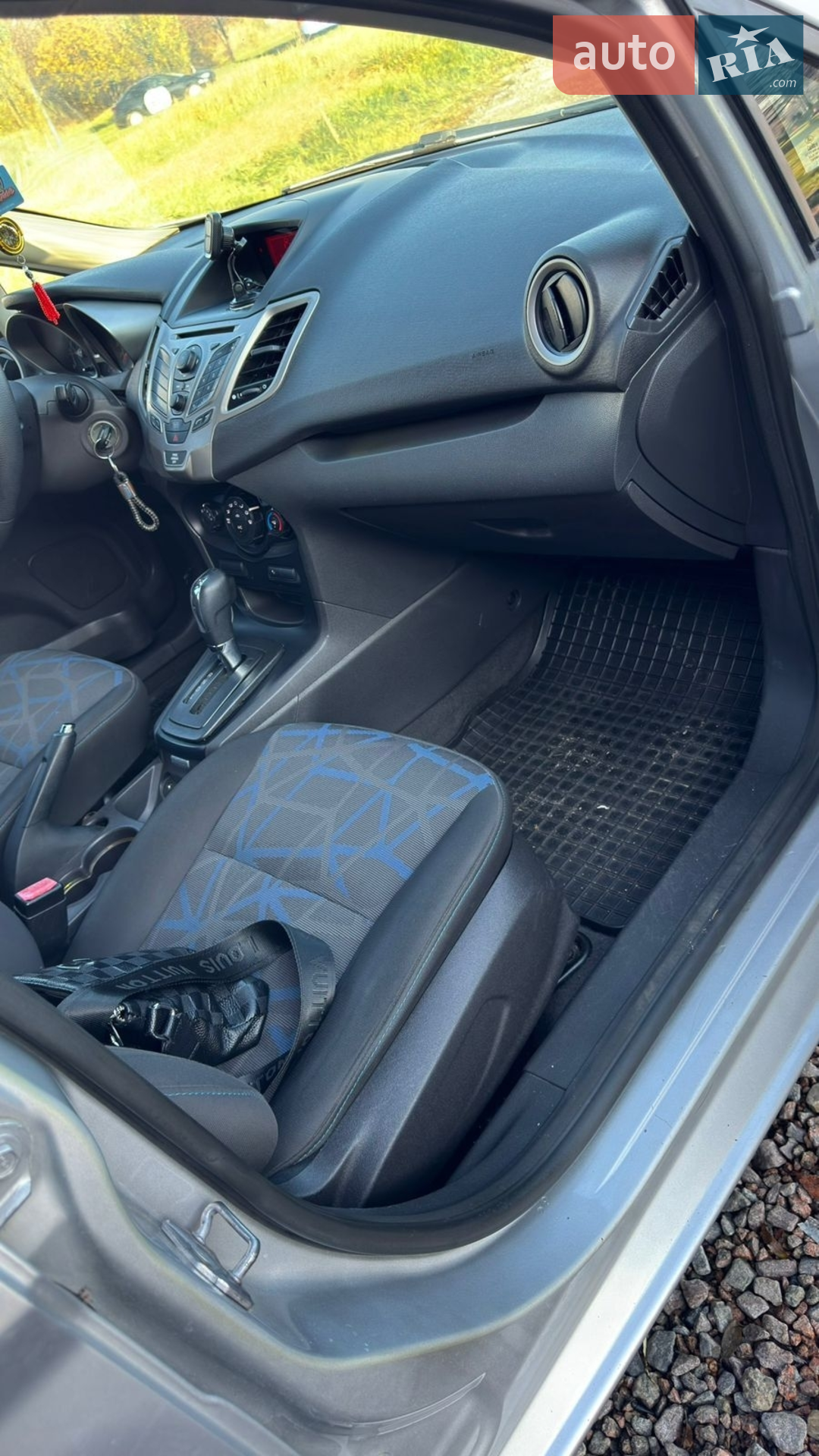 2011 Ford Fiesta - мініатюра 20