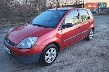 Хетчбек Ford Fiesta 2006 в Старій Синяві