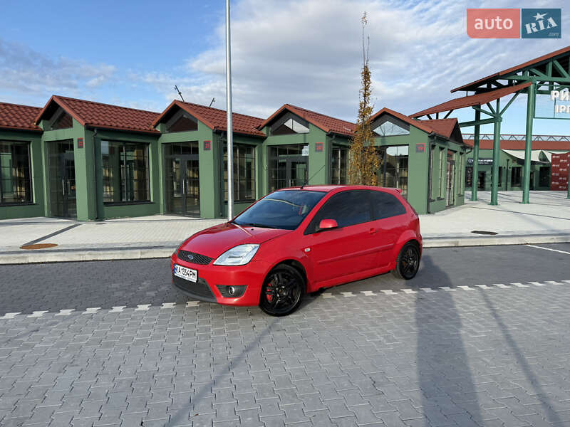 Хэтчбек Ford Fiesta 2007 в Ирпене