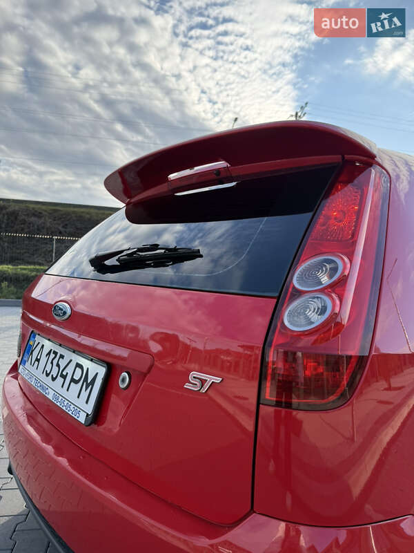 Хэтчбек Ford Fiesta 2007 в Ирпене