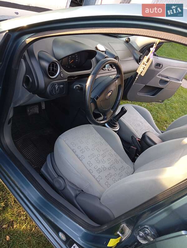 Хэтчбек Ford Fiesta 2003 в Ивано-Франковске фото 7 Хэтчбек Ford Fiesta 2003 в Ивано-Франковске