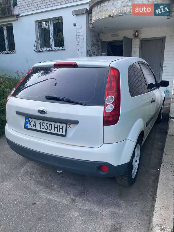 Хетчбек Ford Fiesta 2007 в Києві