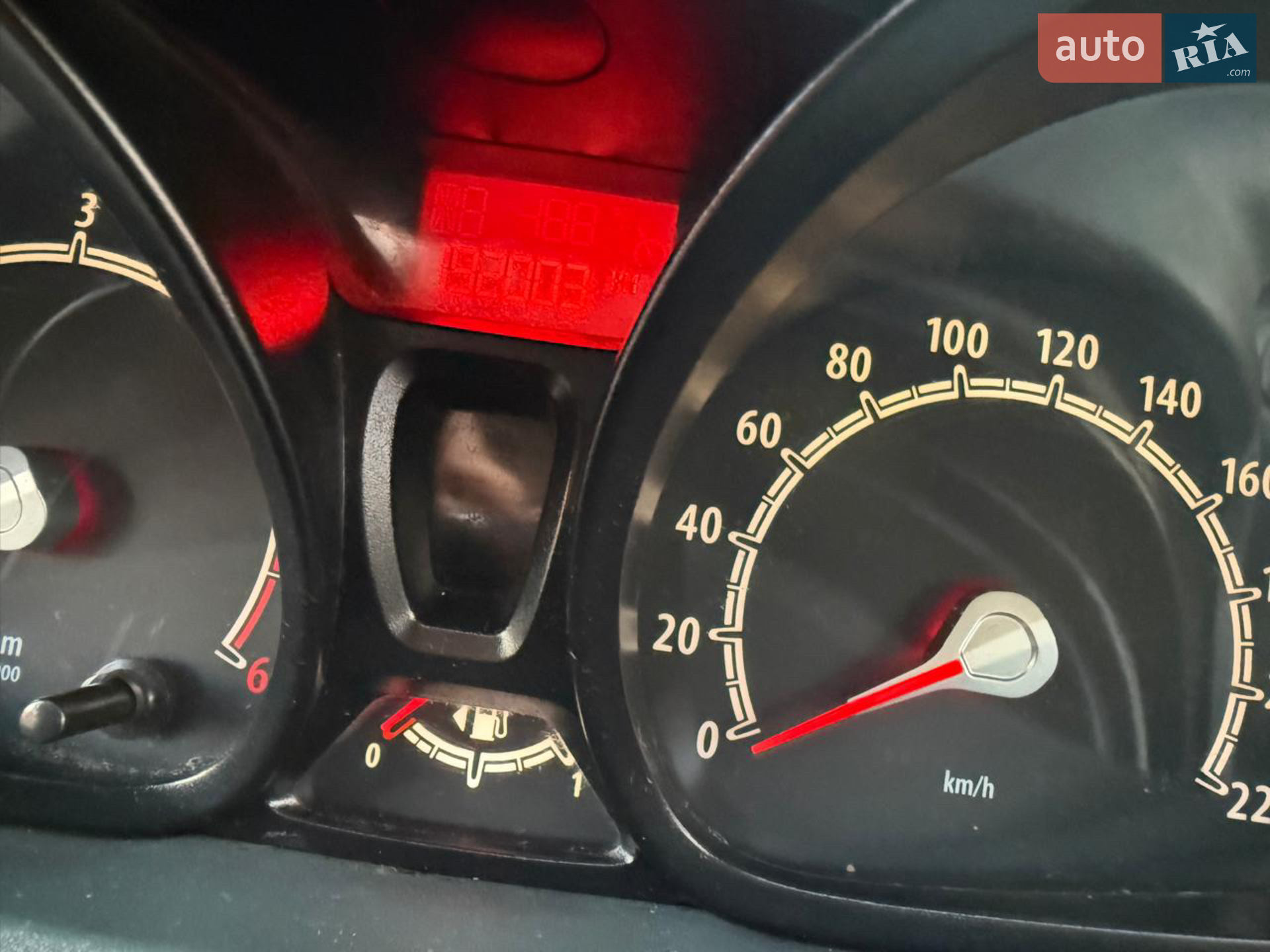 2010 Ford Fiesta - мініатюра 24