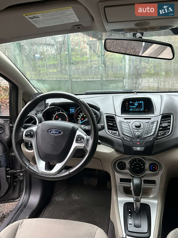 Седан Ford Fiesta 2013 в Львові фото 13 Седан Ford Fiesta 2013 в Львові