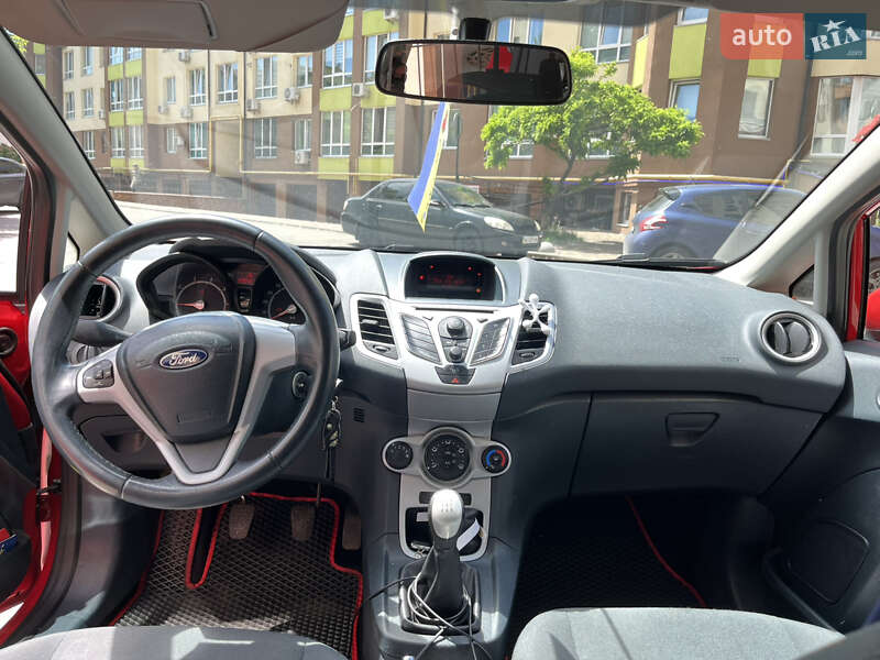 Хэтчбек Ford Fiesta 2012 в Киеве фото 7 Хэтчбек Ford Fiesta 2012 в Киеве