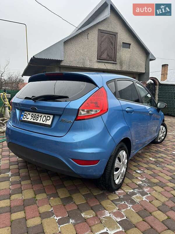 Хетчбек Ford Fiesta 2010 в Радехові