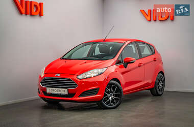 Хетчбек Ford Fiesta 2014 в Києві