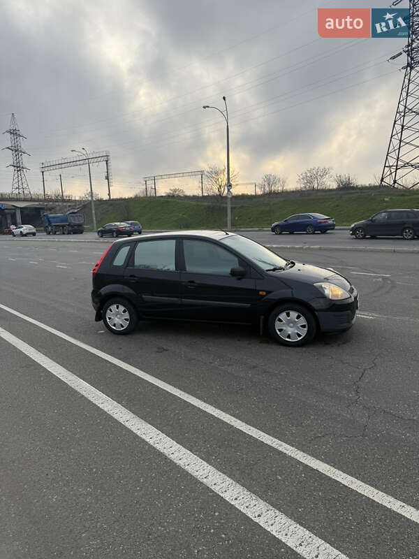 Хетчбек Ford Fiesta 2008 в Одесі фото 3 Хетчбек Ford Fiesta 2008 в Одесі