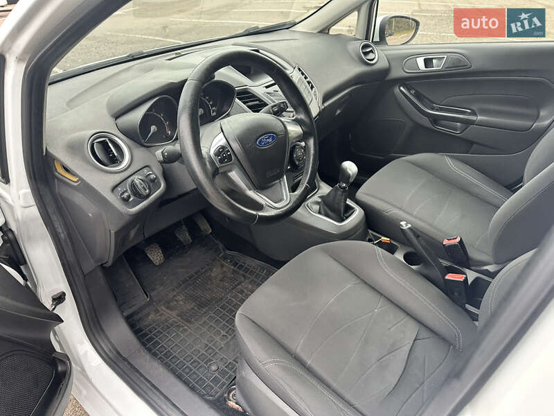 Хетчбек Ford Fiesta 2014 в Одесі