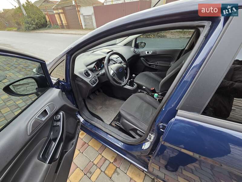 Хэтчбек Ford Fiesta 2015 в Одессе фото 7 Хэтчбек Ford Fiesta 2015 в Одессе