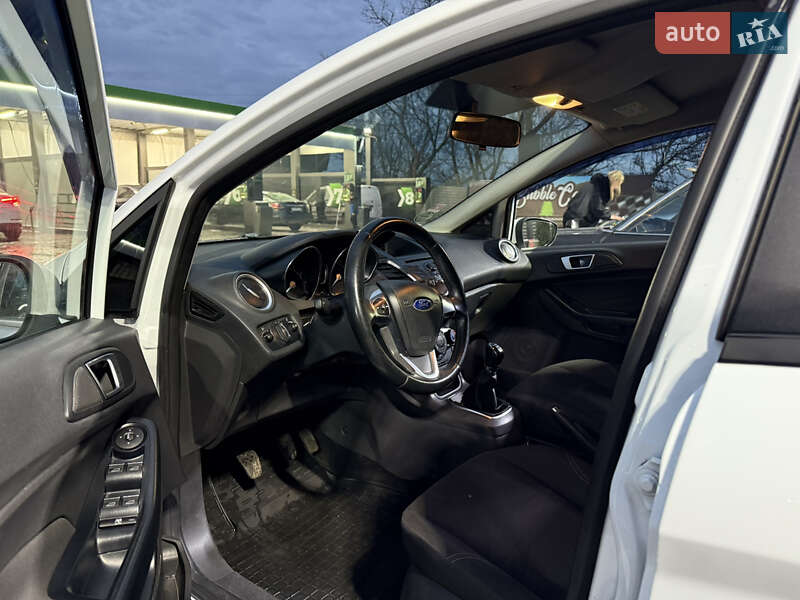 Седан Ford Fiesta 2014 в Харкові