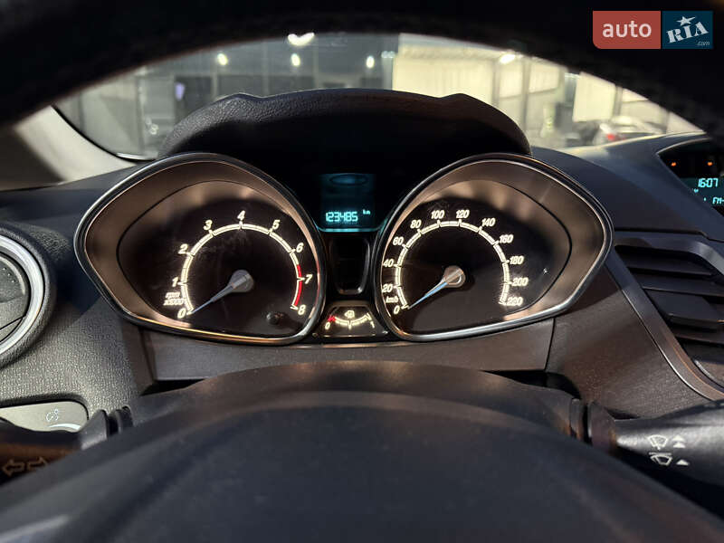 Седан Ford Fiesta 2014 в Харкові