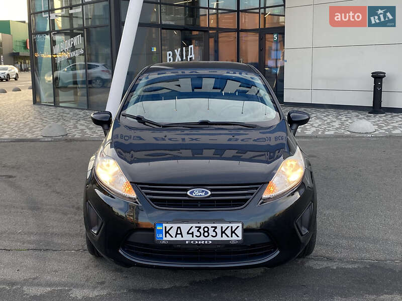 Седан Ford Fiesta 2013 в Києві фото 11 Седан Ford Fiesta 2013 в Києві